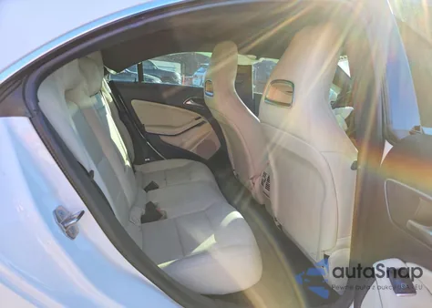 2019 Mercedes-Benz Cla 250 z USA, uszkodzony, nr VIN WDDSJ4EB4KN738533